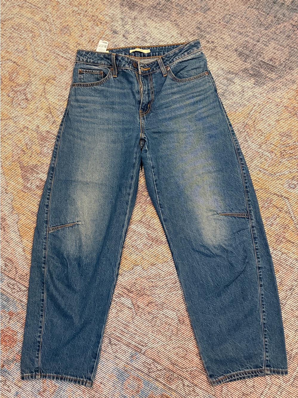 Levi's High Rise Women's Relaxed Straight Leg Jeans in Blue Denim